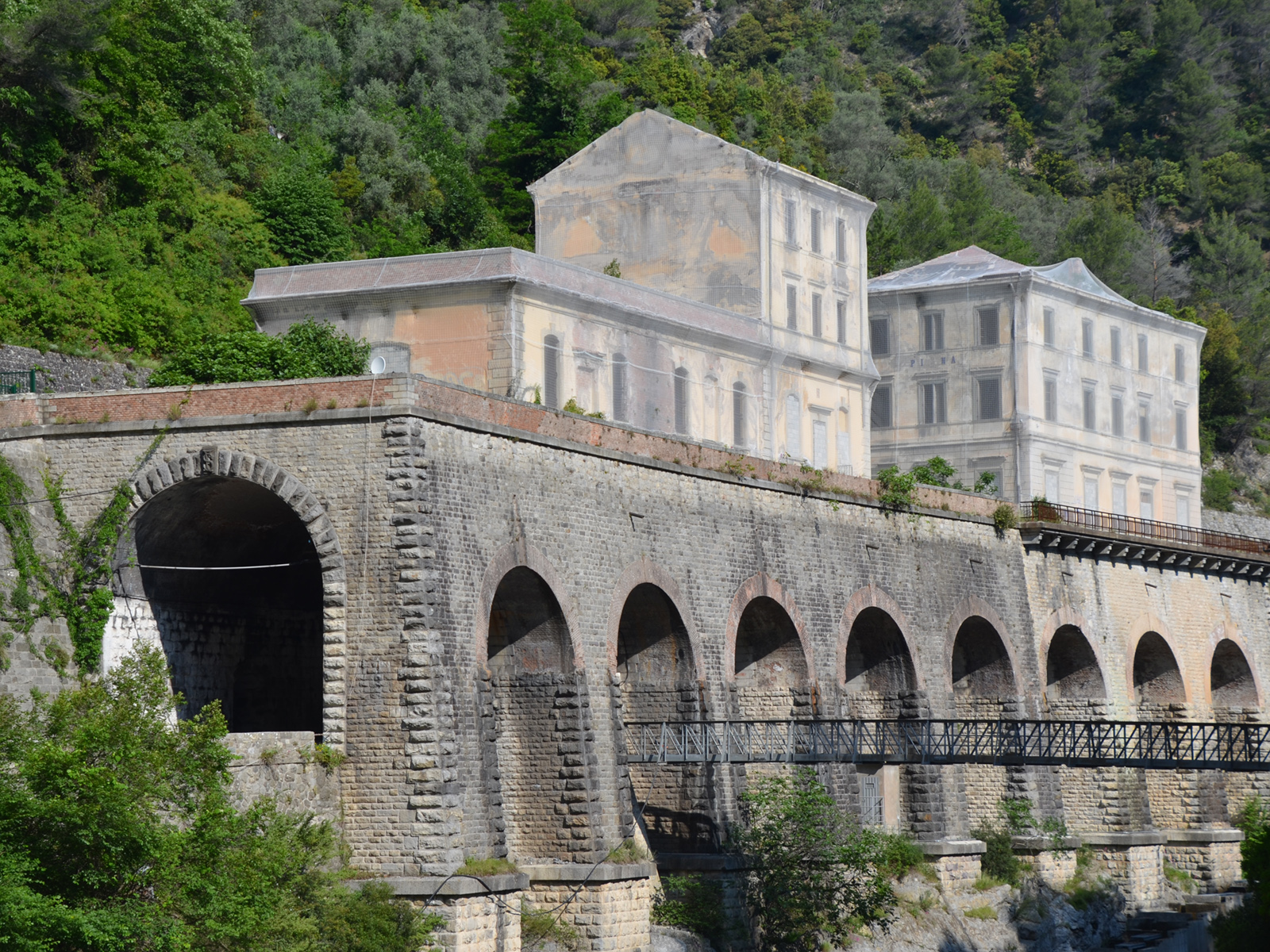 Bridge station FS of Pi ne Basse Vermenagna Roya